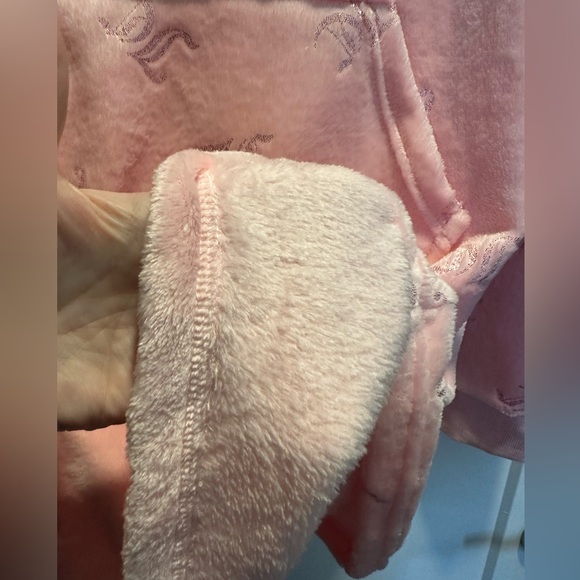 Juicy Couture Blanket Hoodie – Wearable Hooded Blanket Loungewear L/XL Pink NWT - Picture 8 of 8
